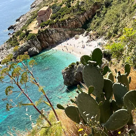 펜션 Il Fico D'india 산비토로카포